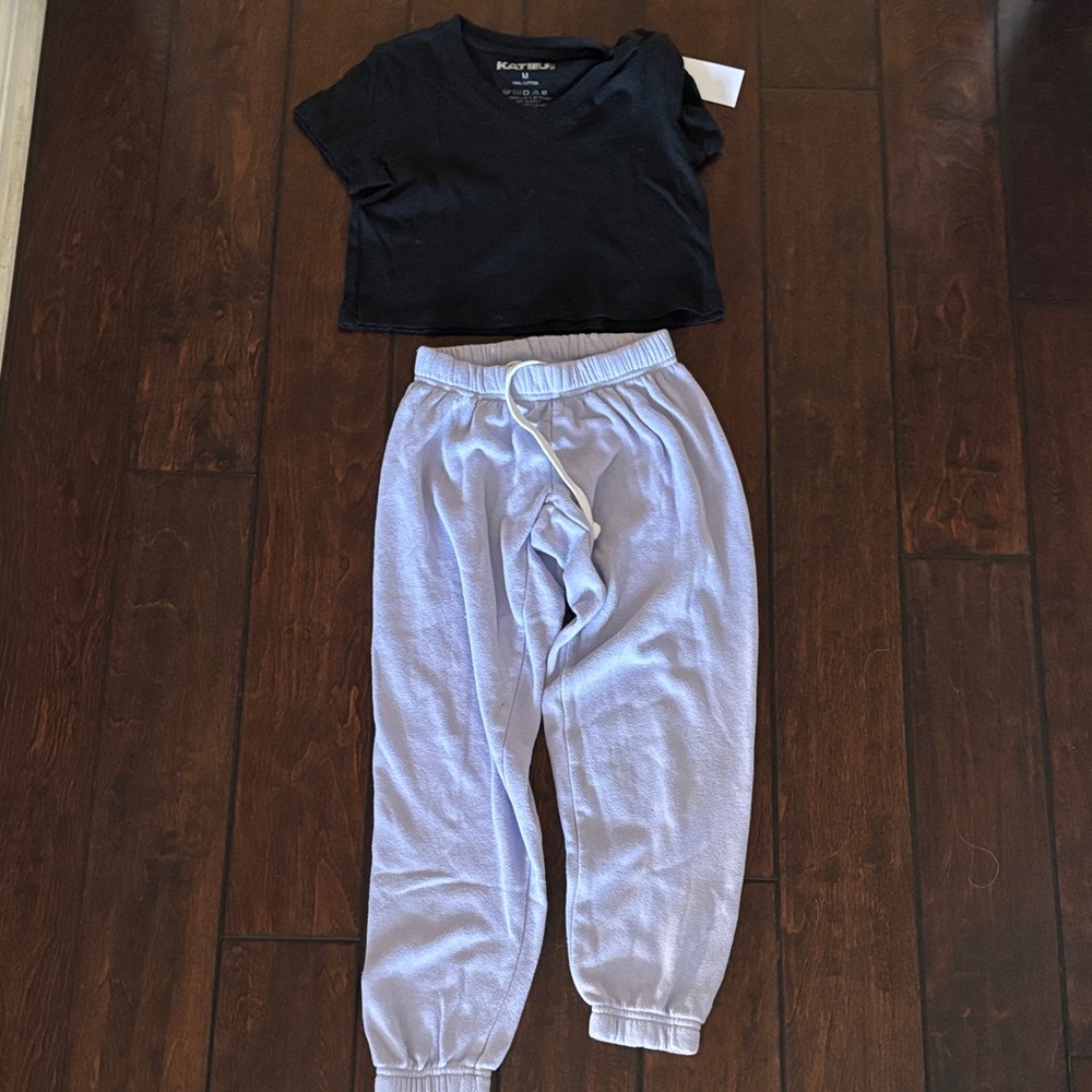 Katie j Black Tee and Light Purple Joggers Set